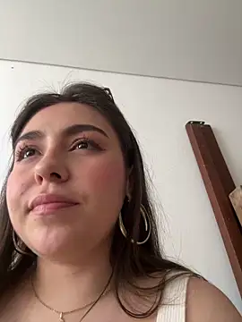 SofiMeza online show from 12.13.24