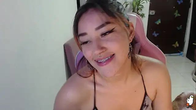 littleangel1 m online show from 10.20.25