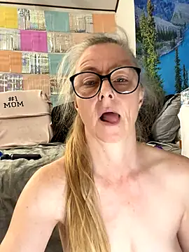 Venus22cumin online show from 11.23.25