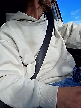 Zeefy online show from 10.26.25