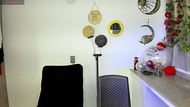  cristal ayala online show from 10.06.25