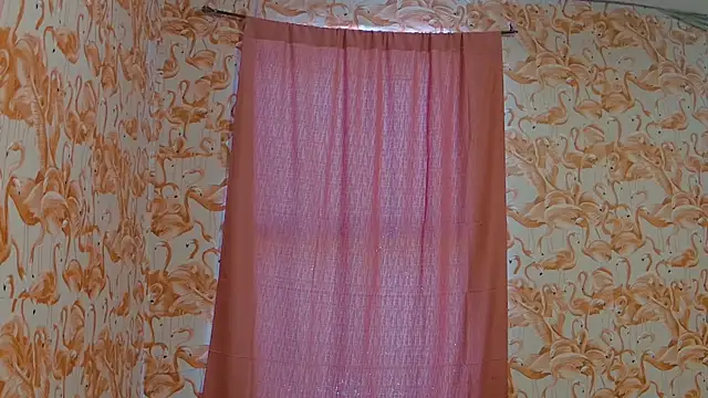 strawberrysmoothie online show from 10.14.25