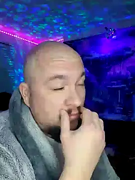 Snapshot of Spunonymous chatting on 01.16.25 Spunonymous online show from 01.16.25