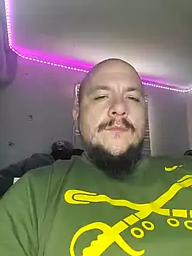 Snapshot of Spunonymous chatting on 01.28.25 Spunonymous online show from 01.28.25