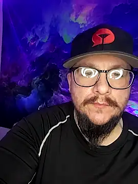 Snapshot of Spunonymous chatting on 02.12.25 Spunonymous online show from 02.12.25