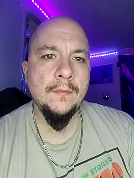 Snapshot of Spunonymous chatting on 02.19.25 Spunonymous online show from 02.19.25