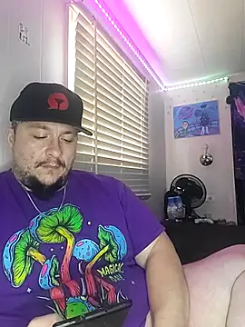 Snapshot of Spunonymous chatting on 03.06.25 Spunonymous online show from 03.06.25