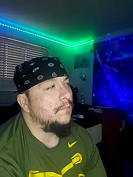 Snapshot of Spunonymous chatting on 03.11.25 Spunonymous online show from 03.11.25