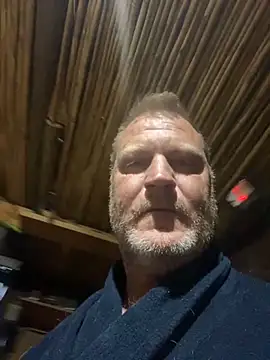 Snapshot of sexycouple109 chatting on 10.28.25 sexycouple109 online show from 10.28.25