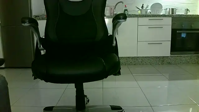 LaraReinaDelSol online show from 12.08.24