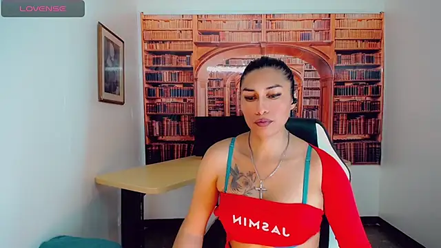 khiara moretti online show from 12.19.24