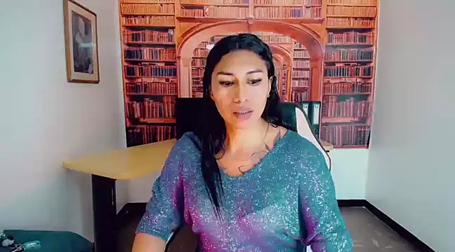 khiara moretti online show from 03.01.25