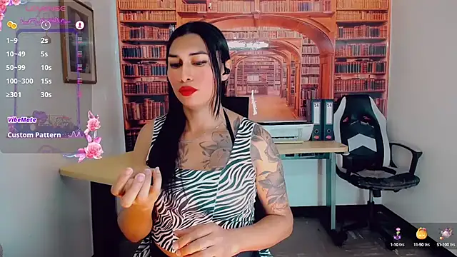 khiara moretti online show from 03.17.25