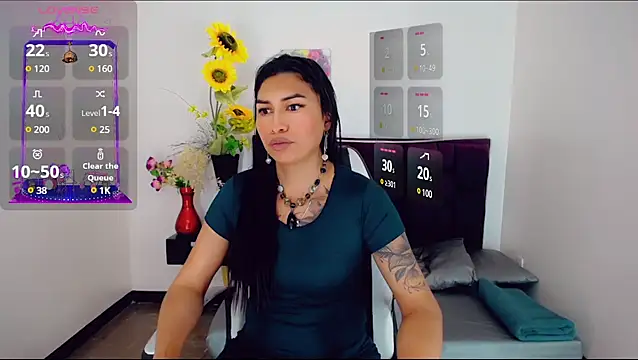 khiara moretti online show from 03.22.25