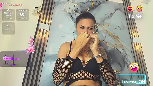 khiara moretti online show from 02.11.26