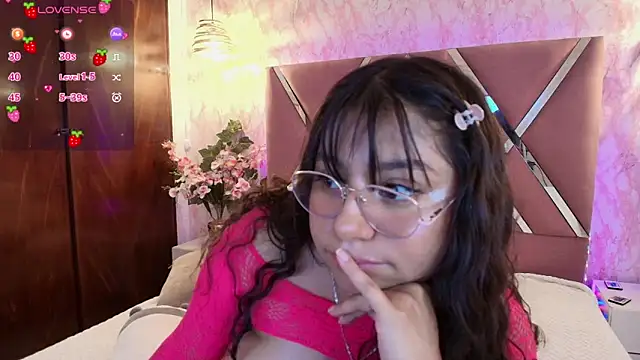 Miaa Smiith1 online show from 02.04.25