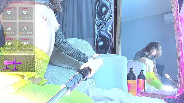 Jackie Swann online show from 10.24.25