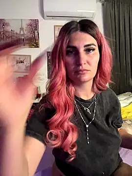 EvelynFrances online show from 09.27.25