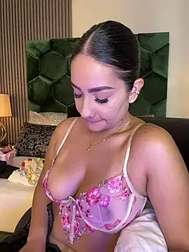 Snapshot of GabriellaFerrer chatting on 12.16.24 GabriellaFerrer online show from 12.16.24