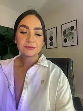 Snapshot of GabriellaFerrer chatting on 01.16.25 GabriellaFerrer online show from 01.16.25