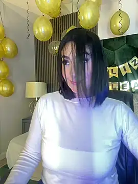Snapshot of GabriellaFerrer chatting on 01.28.25 GabriellaFerrer online show from 01.28.25