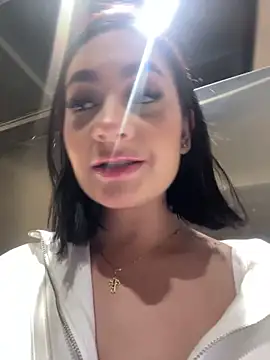 Snapshot of GabriellaFerrer chatting on 03.04.25 GabriellaFerrer online show from 03.04.25
