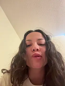 Megan Rodrigo online show from 03.28.26