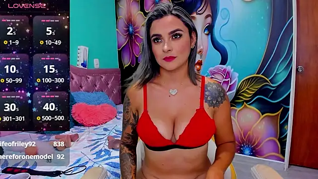 mia bigtits17 online show from 12.29.24