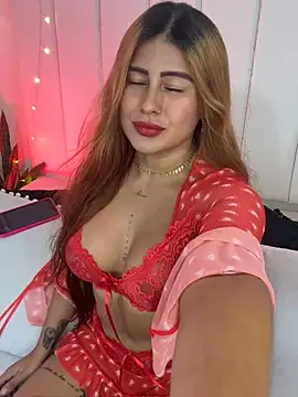Amber Martins  online show from 02.15.25
