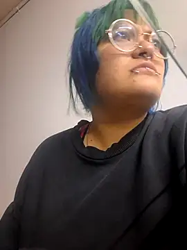 lucky-leah online show from 02.28.26