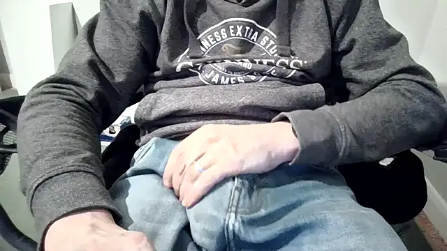 hornyguyuk1973 online show from 03.04.26