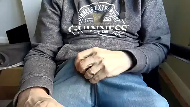 hornyguyuk1973 online show from 03.13.26