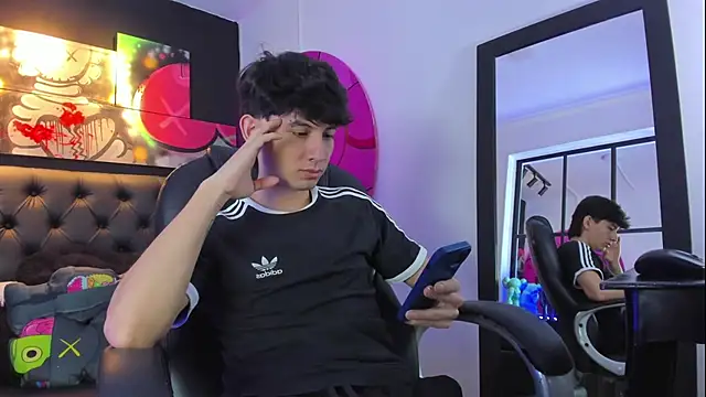 Santi delacruz online show from 12.12.24