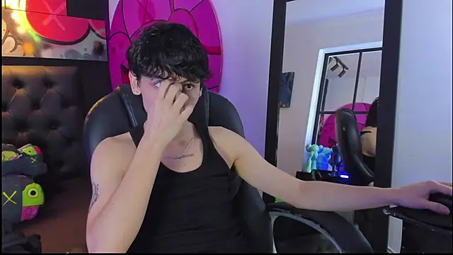 Santi delacruz online show from 01.23.25