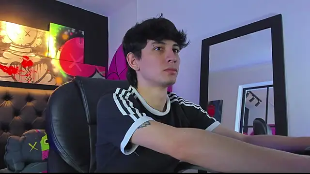 Santi delacruz online show from 01.28.25