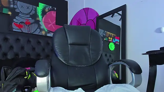 Santi delacruz online show from 01.29.25