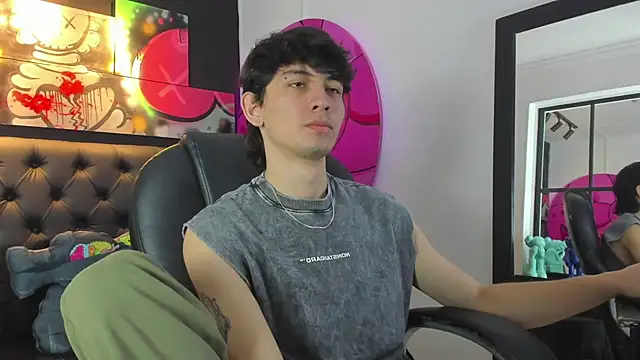 Santi delacruz online show from 02.05.25