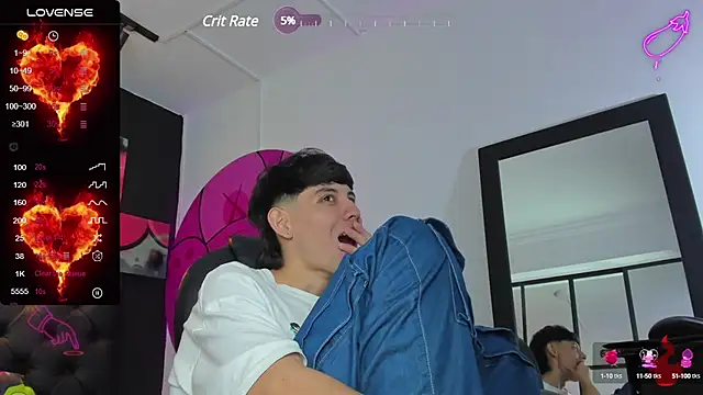 Santi delacruz online show from 02.07.25