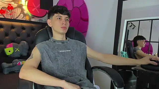 Santi delacruz online show from 02.10.25