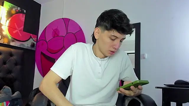 Santi delacruz online show from 02.14.25