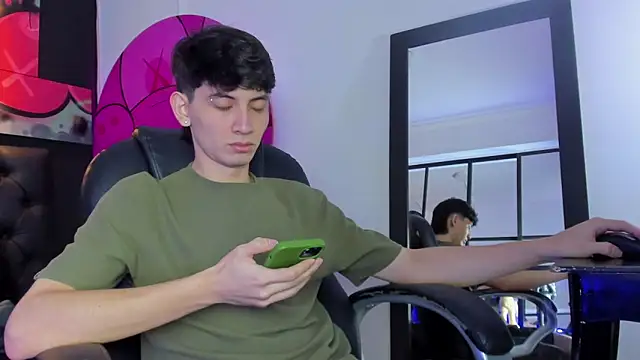 Santi delacruz online show from 02.19.25