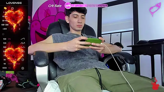 Santi delacruz online show from 02.25.25