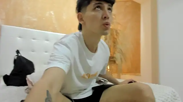 Santi delacruz online show from 03.20.25