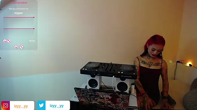Isabella  dark online show from 12.14.24