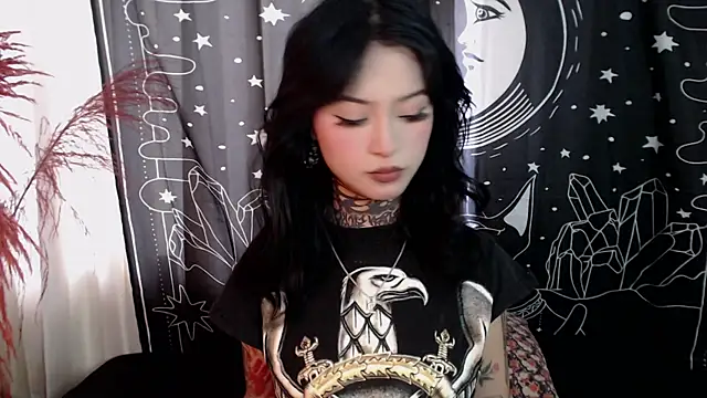 Isabella  dark online show from 01.30.25