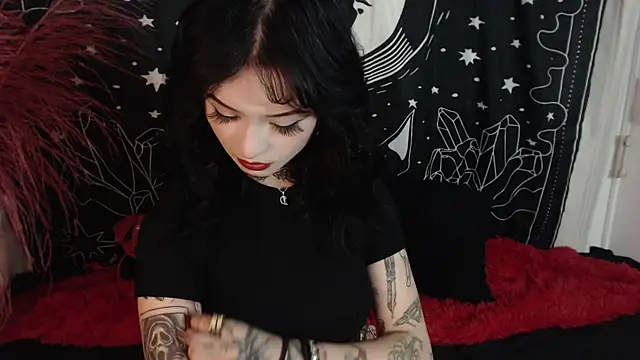 Isabella  dark online show from 02.06.25