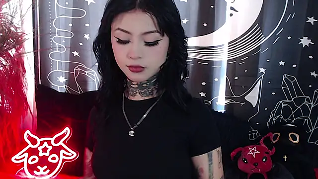 Isabella  dark online show from 02.10.25