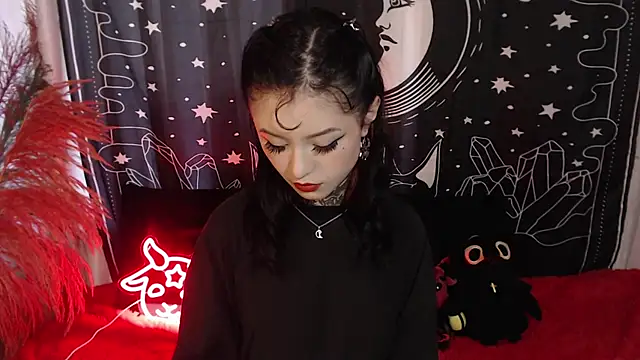 Isabella  dark online show from 02.19.25