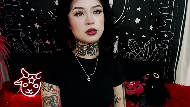 Isabella  dark online show from 03.11.25