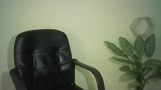 JuliaMack online show from 03.01.25